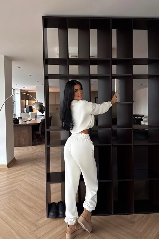 Tracksuit With Hooded Neck And Jogger Pants