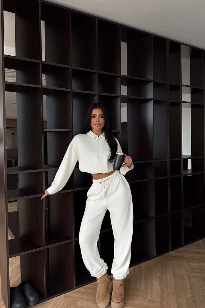 Tracksuit With Hooded Neck And Jogger Pants